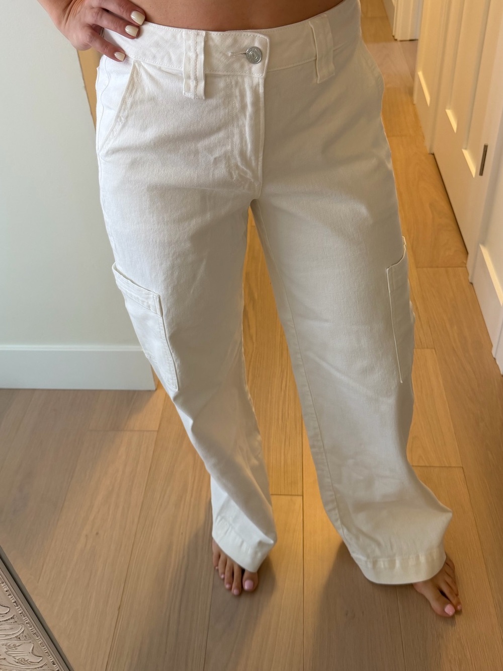 American Eagle Outfitters White Wide-Leg Cargo Jeans